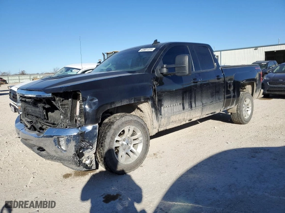 2019 Chevrolet Silverado 1500 LD LT with VIN 2GCVKPEC9K1172336, listed as a Copart auction lot 43981324 with 73,265 mi miles and Salvage Title. Bid and sale history available at carsss.com. Image 1.