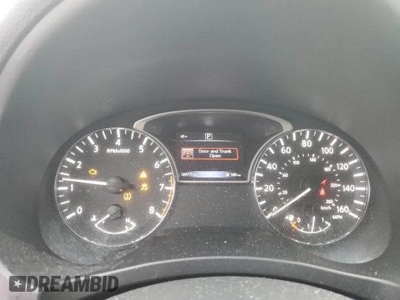 2017 Nissan Altima S z VIN 1N4AL3AP1HN325981, wystawiony jako Copart lot #44838475 z przebiegiem 169 771 mil mil oraz Czysty tytuł • Clean title. Historia ofert i sprzedaży dostępna na DreamBid. Obrazek 9.