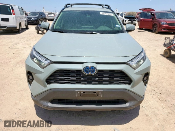 2023 Toyota RAV4 Hybrid XLE Premium with VIN JTMB6RFV4PD116089, listed as a Copart auction lot 61087995 with 18,837 mi miles and Clean title. Bid and sale history available at DreamBid. Image 5.