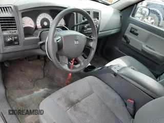 2007 Dodge Dakota ST z VIN 1D7HE22K87S241114, wystawiony jako Copart lot #53488205 z przebiegiem 151 265 mil mil oraz Szkoda całkowita • Salvage title. Historia ofert i sprzedaży dostępna na DreamBid. Obrazek 8.