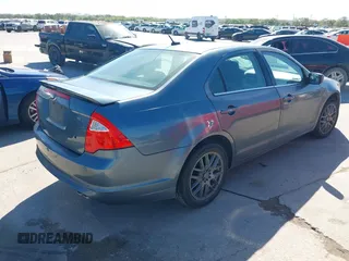 2011 Ford Fusion SE with VIN 3FAHP0HA9BR178218, listed as a IAAI auction lot 41862449 with 98,083 mi miles. Bid and sale history available at carsss.com. Image 4.