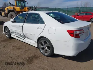 2014 Toyota Camry L with VIN 4T1BF1FK2EU457927, listed as a IAAI auction lot 41896163 with 99,612 mi miles. Bid and sale history available at carsss.com. Image 3.