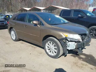 2009 Toyota Venza with VIN 4T3ZE11AX9U002174, listed as a IAAI auction lot 41901031 with 230,619 mi miles and . Bid and sale history available at carsss.com. Image 1.