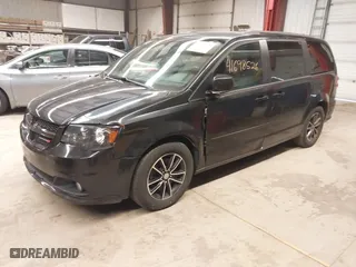2016 Dodge Grand Caravan R/T with VIN 2C4RDGEGXGR375369, listed as a IAAI auction lot 41698526 with 119,132 mi miles. Bid and sale history available at carsss.com. Image 18.