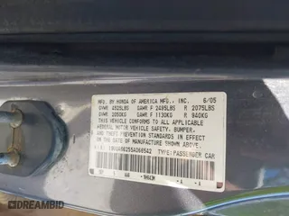 2005 Acura TL with VIN 19UUA66255A066542, listed as a IAAI auction lot 42060168 with 263,809 mi miles. Bid and sale history available at carsss.com. Image 9.