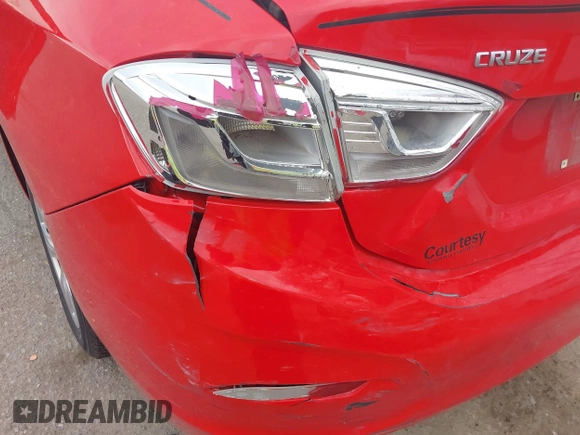 2017 Chevrolet Cruze LS with VIN 1G1BC5SM6H7117185, listed as a IAAI auction lot 42096774 with 162,871 mi miles and . Bid and sale history available at DreamBid. Image 18.