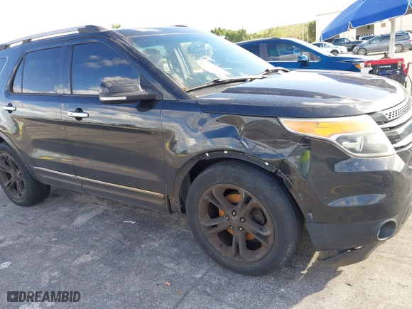 2013 Ford Explorer Limited with VIN 1FM5K8F86DGA04736, listed as a IAAI auction lot 41143447 with 134,788 mi miles. Bid and sale history available at carsss.com. Image 17.