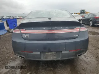 2013 Lincoln MKZ Hybrid z VIN 3LN6L2LU8DR820159, wystawiony jako Copart lot #56023835 z przebiegiem 130 422 mil mil oraz Szkoda całkowita • Salvage title. Historia ofert i sprzedaży dostępna na DreamBid. Obrazek 6.