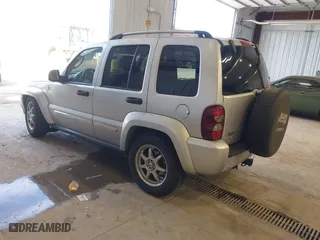 2005 Jeep Liberty Limited with VIN 1J4GL58K45W614346, listed as a IAAI auction lot 42092283 with 206,115 mi miles. Bid and sale history available at carsss.com. Image 3.