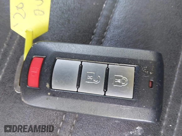 2020 Mitsubishi Outlander ES with VIN JA4AZ3A35LZ039956, listed as a IAAI auction lot 42570596 with 140,231 mi miles and . Bid and sale history available at DreamBid. Image 11.