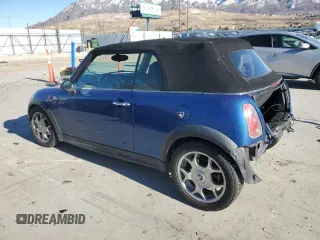 2007 MINI Convertible S z VIN WMWRH33547TL94410, wystawiony jako Copart lot #89339055 z przebiegiem 124 433 mil mil oraz Szkoda całkowita • Salvage title. Historia ofert i sprzedaży dostępna na DreamBid. Obrazek 2.