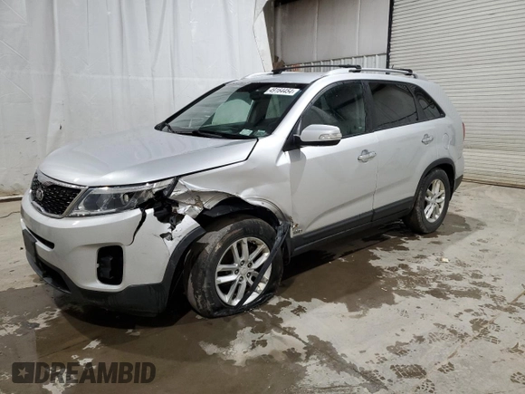 2014 Kia Sorento LX with VIN 5XYKTCA67EG497246, listed as a Copart auction lot 54569585 with 137,267 mi miles and Non Repairable. Bid and sale history available at carsss.com. Image 1.