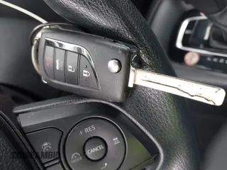 2024 Toyota Corolla LE z VIN 5YFB4MDE6RP131723, wystawiony jako IAAI lot #42399776 z przebiegiem 20 167 mil mil oraz . Historia ofert i sprzedaży dostępna na DreamBid. Obrazek 11.