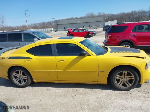 2006 Dodge Charger R/T with VIN 2B3KA53H26H347338, listed as a IAAI auction lot 41717624 with 200,019 mi miles. Bid and sale history available at carsss.com. Image 13.