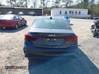 2022 Kia Forte LXS with VIN 3KPF24AD0NE499281, listed as a IAAI auction lot 41905913 with 69,999 mi miles. Bid and sale history available at carsss.com. Image 16.