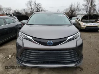 2023 Toyota Sienna LE with VIN 5TDKRKEC7PS162261, listed as a Copart auction lot 42204295 with 24,806 mi miles and Non Repairable. Bid and sale history available at carsss.com. Image 5.