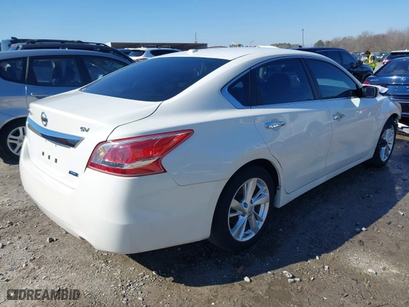 2013 Nissan Altima 2.5 SL with VIN 1N4AL3AP1DN532932, listed as a IAAI auction lot 41620524 with 160,515 mi miles. Bid and sale history available at carsss.com. Image 4.