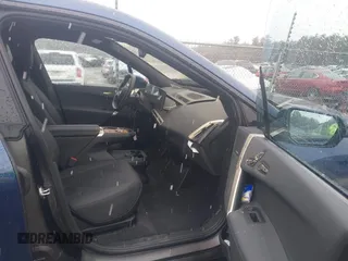 2023 BMW iX xDrive50 z VIN WB523CF08PCM23678, wystawiony jako IAAI lot #41930985 z przebiegiem 19 040 mil mil oraz . Historia ofert i sprzedaży dostępna na DreamBid. Obrazek 5.