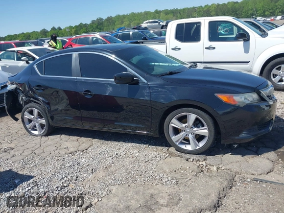 2015 Acura ILX with VIN 19VDE1F32FE000312, listed as a IAAI auction lot 41990080 with 107,251 mi miles. Bid and sale history available at carsss.com. Image 13.