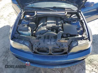 2001 BMW 3 Series 325Ci with VIN WBABS33421JY55178, listed as a Copart auction lot 84143274 with 172,653 mi miles and Salvage Title. Bid and sale history available at carsss.com. Image 11.