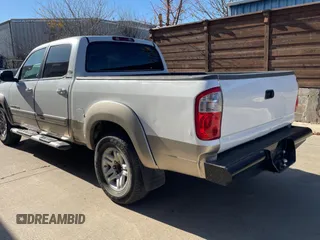 2005 Toyota Tundra Limited z VIN 5TBET38195S471198, wystawiony jako Copart lot #85899524 z przebiegiem 180 801 mil mil oraz Czysty tytuł • Clean title. Historia ofert i sprzedaży dostępna na DreamBid. Obrazek 3.