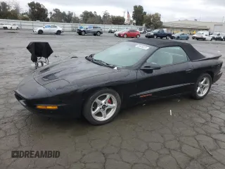 1996 Pontiac Firebird with VIN 2G2FS32K5T2209178, listed as a Copart auction lot 43646875 with 176,457 mi miles and Clean Title. Bid and sale history available at carsss.com. Image 1.