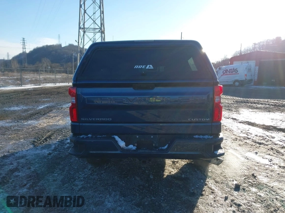 2019 Chevrolet Silverado 1500 Custom with VIN 1GCRYBEH4KZ345976, listed as a IAAI auction lot 41622043 with 102,321 mi miles and . Bid and sale history available at DreamBid. Image 16.