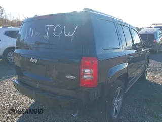 2016 Jeep Patriot High Altitude z VIN 1C4NJPFA9GD527887, wystawiony jako IAAI lot #41311139 z przebiegiem 59 372 mil mil oraz . Historia ofert i sprzedaży dostępna na DreamBid. Obrazek 4.