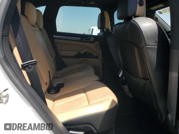 2014 Porsche Cayenne with VIN WP1AA2A28ELA09742, listed as a Copart auction lot 61779285 with 182,380 mi miles and Salvage title. Bid and sale history available at DreamBid. Image 11.