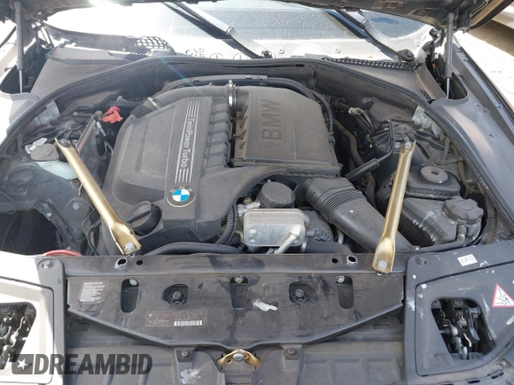 2013 BMW 5 Series 535i xDrive with VIN WBAFU7C51DDU73061, listed as a IAAI auction lot 41960663 with 106,591 mi miles and . Bid and sale history available at carsss.com. Image 10.