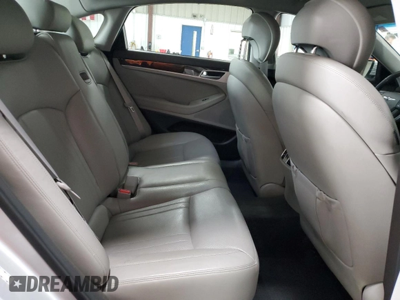 2017 Genesis G80 3.8L z VIN KMHGN4JE3HU191673, wystawiony jako Copart lot #61449175 z przebiegiem 105 267 mil mil oraz Czysty tytuł • Clean title. Historia ofert i sprzedaży dostępna na DreamBid. Obrazek 10.