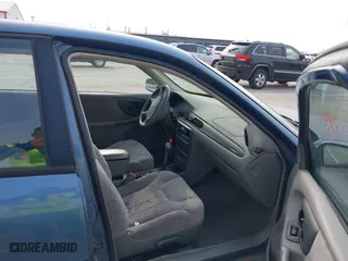 1999 Chevrolet Malibu LS with VIN 1G1NE52M6XY152101, listed as a IAAI auction lot 42088942 with 152,231 mi miles. Bid and sale history available at carsss.com. Image 5.