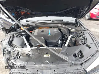 2018 BMW 5 Series 530e with VIN WBAJA9C51JB252601, listed as a IAAI auction lot 41491422 with 35,148 mi miles and . Bid and sale history available at DreamBid. Image 10.