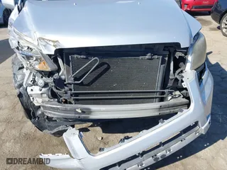 2008 Honda Pilot SE with VIN 5FNYF28318B022789, listed as a IAAI auction lot 41883657 with 129,059 mi miles. Bid and sale history available at carsss.com. Image 12.