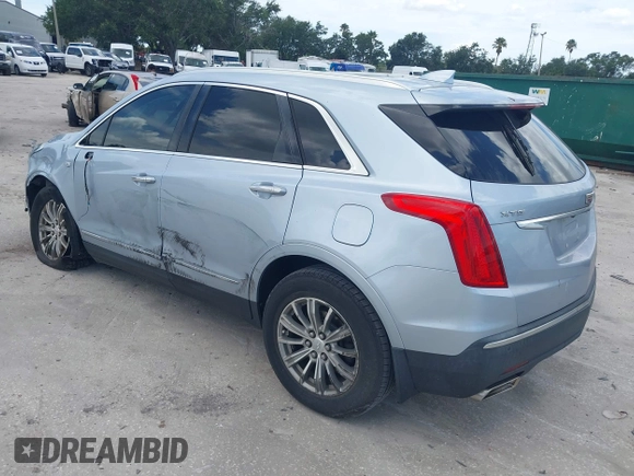 2017 Cadillac XT5 Luxury FWD z VIN 1GYKNBRSXHZ325914, wystawiony jako IAAI lot #42776412 z przebiegiem 85 014 mil mil oraz . Historia ofert i sprzedaży dostępna na DreamBid. Obrazek 3.