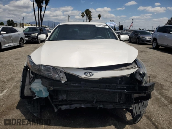 2015 Kia Optima LX with VIN KNAGM4A70F5605196, listed as a Copart auction lot 56984125 with 150,500 mi miles and Clean Title. Bid and sale history available at DreamBid. Image 5.
