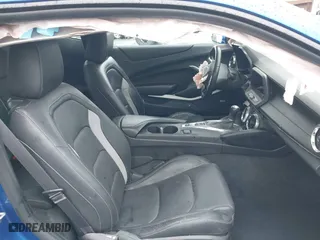 2016 Chevrolet Camaro 2LT with VIN 1G1FC1RS7G0178700, listed as a IAAI auction lot 41501341 with 89,996 mi miles. Bid and sale history available at carsss.com. Image 5.