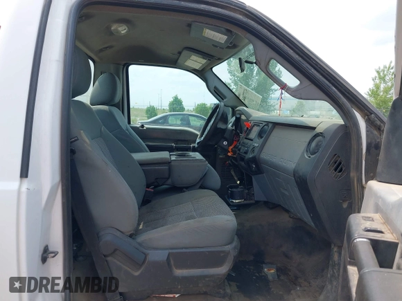 2016 Ford F-250 XLT с VIN 1FTBF2B61GED15892, выставлен на аукционе IAAI как лот 42377404 с пробегом 199 002 миль миль и . История ставок и продаж доступна на DreamBid. Изображение 5.