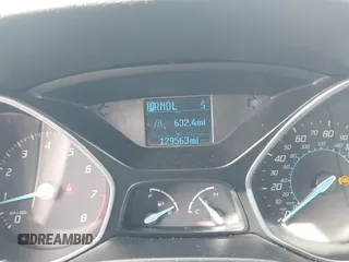 2012 Ford Focus SE с VIN 1FAHP3F25CL221093, выставлен на аукционе IAAI как лот 42318758 с пробегом 129 563 миль миль и . История ставок и продаж доступна на DreamBid. Изображение 7.