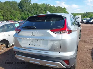2024 Mitsubishi Eclipse Cross SE with VIN JA4ATWAAXRZ068217, listed as a IAAI auction lot 42249631 with 18,702 mi miles and . Bid and sale history available at DreamBid. Image 16.