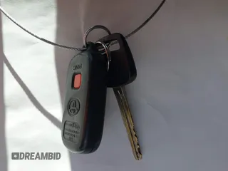 2002 Toyota Camry LE z VIN 4T1BE32K52U082454, wystawiony jako IAAI lot #42276881 z przebiegiem 225 814 mil mil oraz . Historia ofert i sprzedaży dostępna na DreamBid. Obrazek 11.