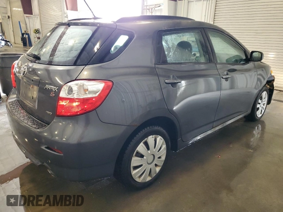 2009 Toyota Matrix S with VIN 2T1LE40E79C011596, listed as a Copart auction lot 60873695 with 207,692 mi miles and Salvage title. Bid and sale history available at DreamBid. Image 3.