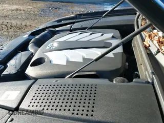 2014 Hyundai Equus Signature with VIN KMHGH4JH5EU076618, listed as a IAAI auction lot 41282366 with 83,520 mi miles and . Bid and sale history available at DreamBid. Image 19.