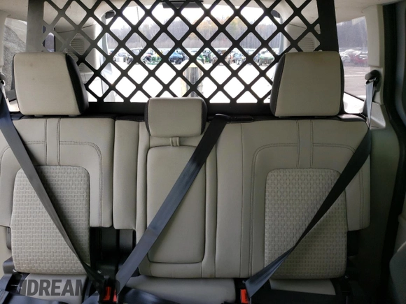 2022 Ford Transit Connect XLT z VIN NM0GS9F23N1535280, wystawiony jako Copart lot #81914514 z przebiegiem 100 191 mil mil oraz Czysty tytuł • Clean title. Historia ofert i sprzedaży dostępna na DreamBid. Obrazek 10.