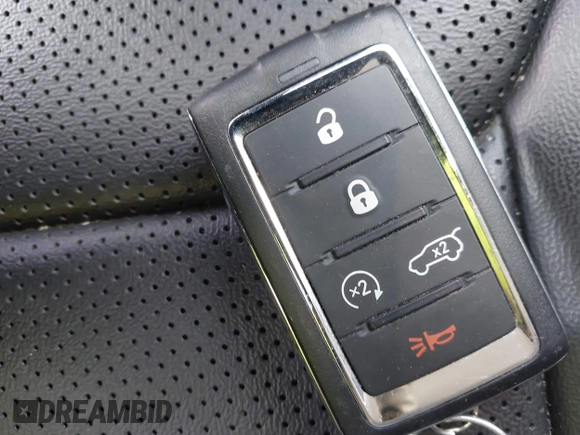 2023 Jeep Grand Cherokee с VIN 1C4RJYB68PC665709, выставлен на аукционе IAAI как лот 42342258 с пробегом 12 034 миль миль и . История ставок и продаж доступна на DreamBid. Изображение 11.