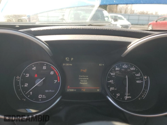 2020 Alfa Romeo Giulia Ti z VIN ZARFANBN0L7633662, wystawiony jako Copart lot #49738675 z przebiegiem 37 698 mil mil oraz Szkody całkowita. Historia ofert i sprzedaży dostępna na DreamBid. Obrazek 9.