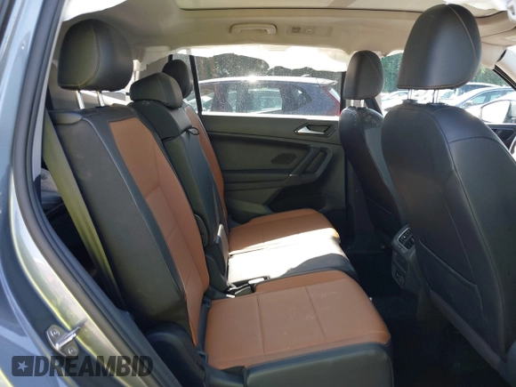 2018 Volkswagen Tiguan SEL with VIN 3VV2B7AX8JM088223, listed as a IAAI auction lot 42547747 with 105,423 mi miles and . Bid and sale history available at DreamBid. Image 8.
