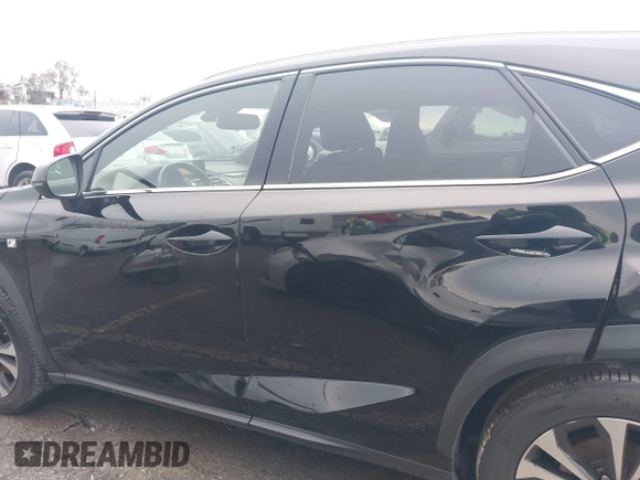 2019 Lexus NX 300 z VIN JTJBARBZXK2211409, wystawiony jako IAAI lot #41784562 z przebiegiem 63 682 mil mil oraz . Historia ofert i sprzedaży dostępna na DreamBid. Obrazek 14.