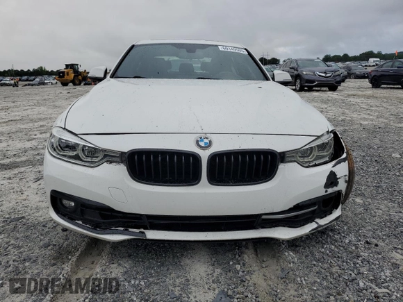 2018 BMW 3 Series 330i z VIN WBA8B9G53JNV00383, wystawiony jako Copart lot #60149505 z przebiegiem 152 711 mil mil oraz Czysty tytuł • Clean title. Historia ofert i sprzedaży dostępna na DreamBid. Obrazek 5.