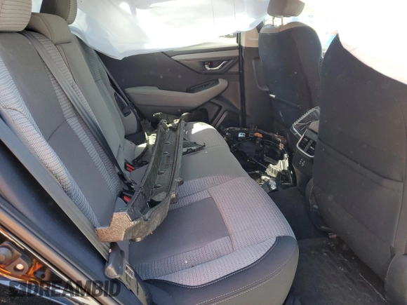 2025 Subaru Outback Premium z VIN 4S4BTAFC7S3103033, wystawiony jako Copart lot #54977555 z przebiegiem 3 639 mil mil oraz Szkoda całkowita • Salvage title. Historia ofert i sprzedaży dostępna na DreamBid. Obrazek 11.